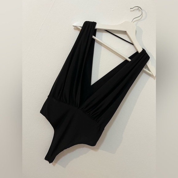 ‼️FINAL SALE MUST GO‼️🩷✨LIKE‎ NEW CONDITION SUPER SEXY & GORGEOUS BODYSUIT✨🩷 - Picture 1 of 7